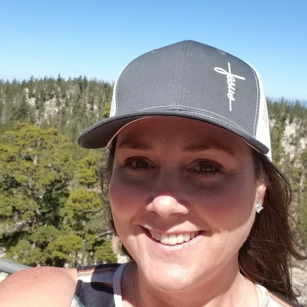 Meet your Posher, Deana